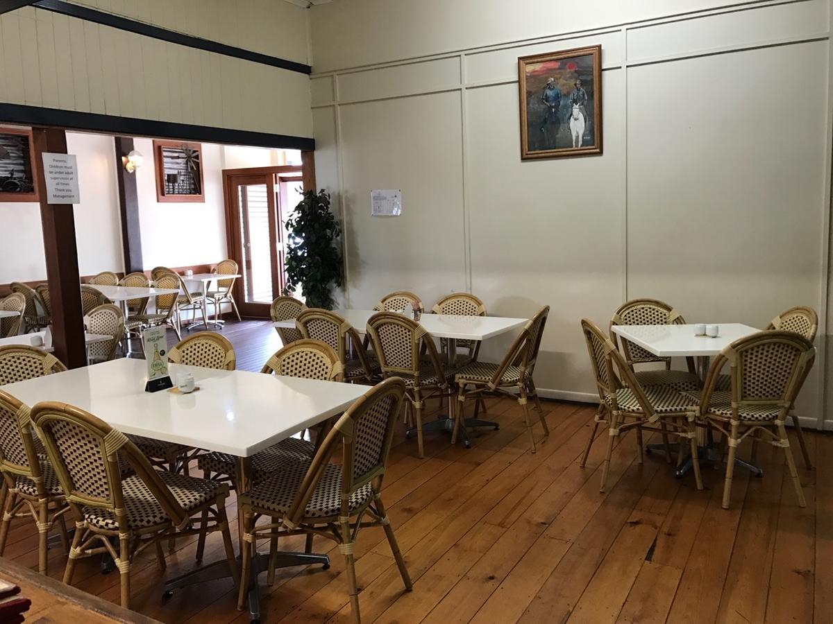 Exchange Hotel Toogoolawah Exterior photo